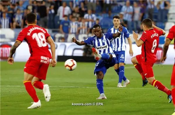 ?i=epa%2fsoccer%2f2018-09%2f2018-09-27%2f2018-09-27-07052065_epa