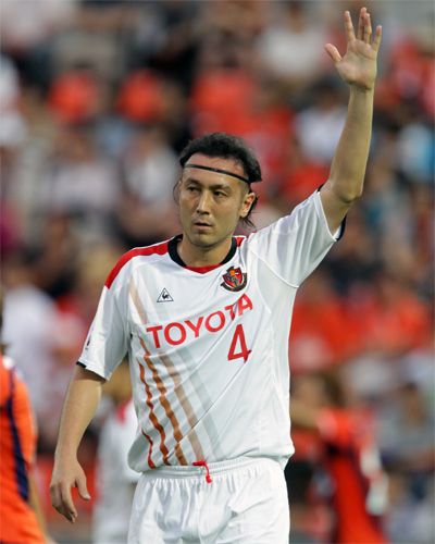 توليو تاناكا فاجأ الجميع بمشاركته في مباراة اليوم