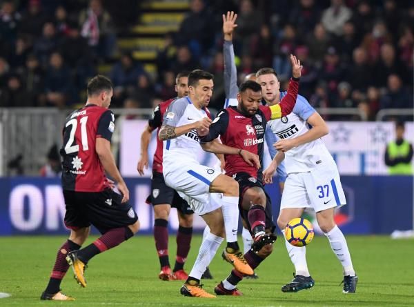 مباراة سابقة للفريقين