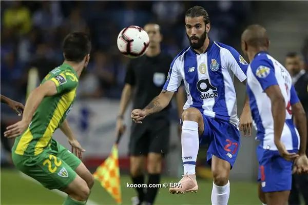 ?i=epa%2fsoccer%2f2018-09%2f2018-09-28%2f2018-09-28-07055450_epa