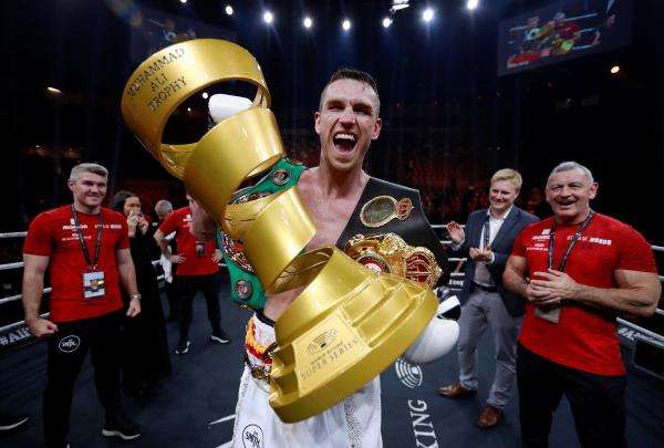 جانب من التتويج