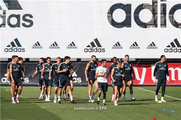 ?i=epa%2fsoccer%2f2018-09%2f2018-09-28%2f2018-09-28-07053746_epa