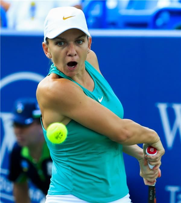 سيمونا هاليب 