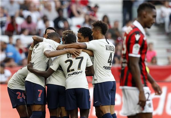 لاعبو باريس سان جيرمان