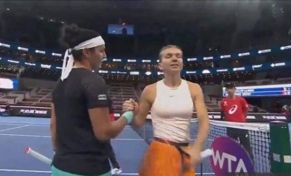 أنس جابر وسيمونا هاليب