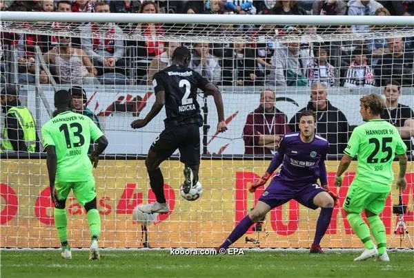 ?i=epa%2fsoccer%2f2018-09%2f2018-09-30%2f2018-09-30-07059013_epa