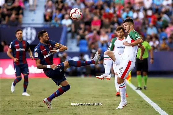 ?i=epa%2fsoccer%2f2018-09%2f2018-09-30%2f2018-09-30-07059631_epa