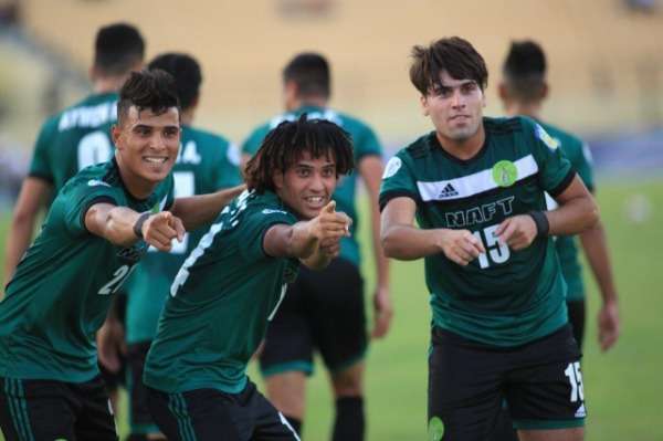 لاعبو النفط 