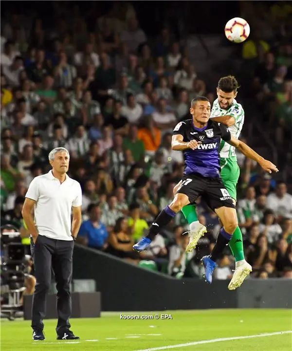 ?i=epa%2fsoccer%2f2018-09%2f2018-09-30%2f2018-09-30-07060153_epa