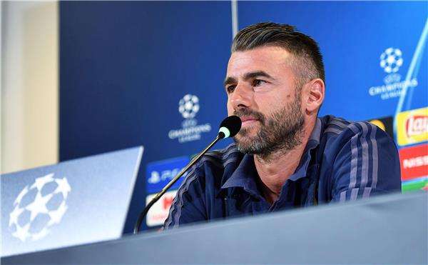  أندريا بارزالي 