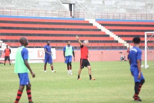 من تدريبات بريميو دي اجوستو