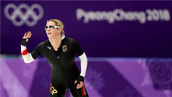 كلاوديا بيخشستاين 