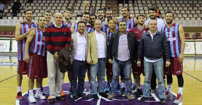 لاعبو فريق طرابزون