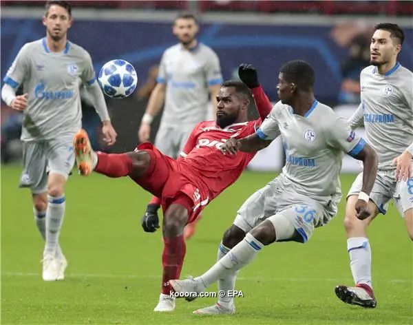 ?i=epa%2fsoccer%2f2018-10%2f2018-10-03%2f2018-10-03-07067183_epa