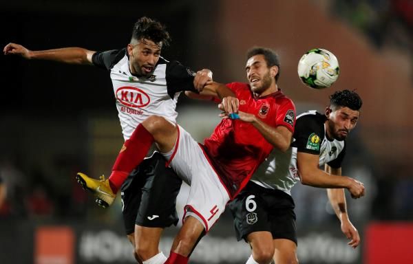 من لقاء الاهلي وسطيف
