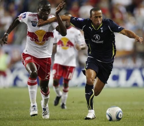 2010-07-23t032352z_01_hnj203_rtridsp_3_soccer_reuters