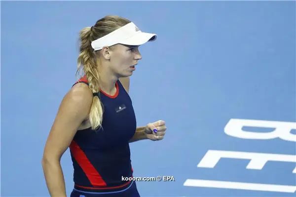 ?i=epa%2ftennis%2f2018-10%2f2018-10-05-07071503_epa