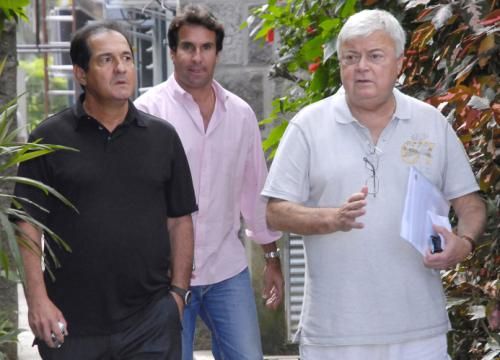 2010-07-23t172148z_01_rjo01_rtridsp_3_soccer-latam-brazil-coach_reuters