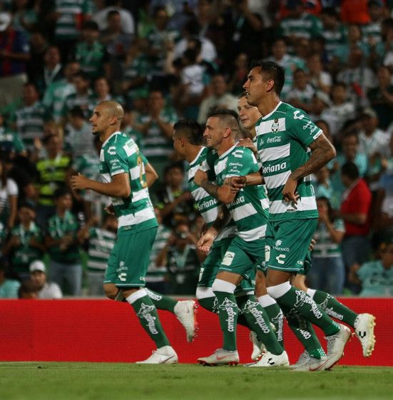 لاعبو سانتوس لاجونا