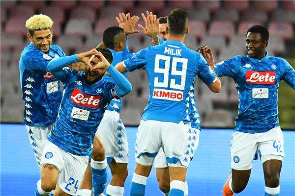 لاعبو نابولي