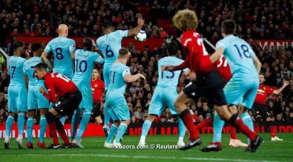?i=reuters%2f2018-10-06%2f2018-10-06t180310z_692541761_rc167a3484f0_rtrmadp_3_soccer-england-mun-new_reuters