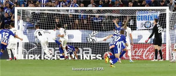 ?i=epa%2fsoccer%2f2018-10%2f2018-10-06%2f2018-10-06-07074788_epa