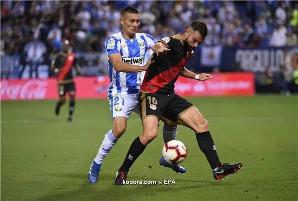 ?i=epa%2fsoccer%2f2018-10%2f2018-10-06%2f2018-10-06-07075002_epa