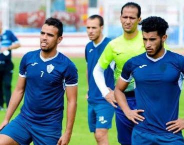 عماد السيد مع لاعبي الزمالك