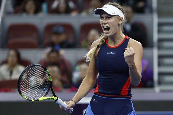 كارولين فوزنياكي 