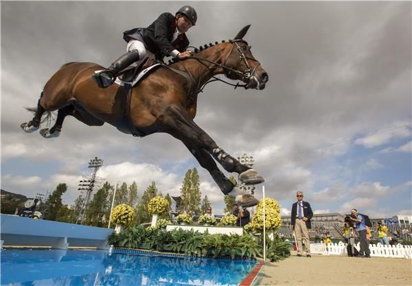  نيك سكيلتون 