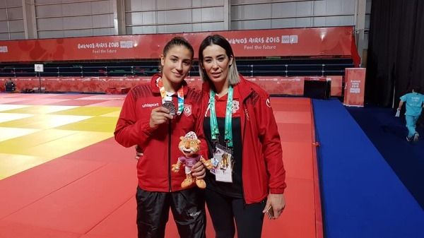 مريم الخليفي مع هدى ميلاد 