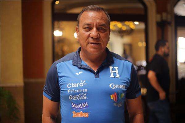 كارلوس تابورا