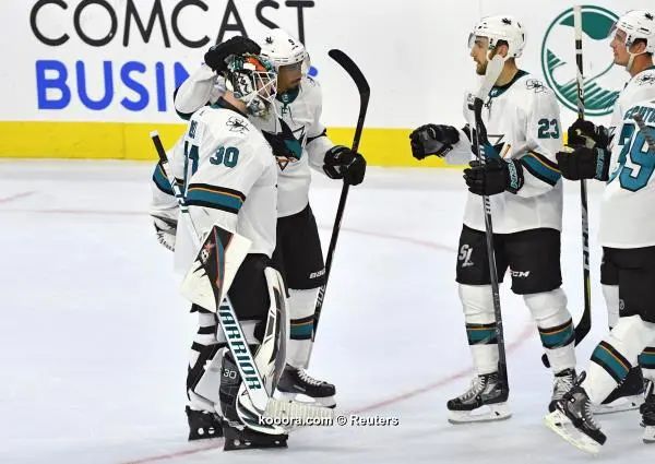 ?i=reuters%2f2018-10-10%2f2018-10-10t024400z_125242379_nocid_rtrmadp_3_nhl-san-jose-sharks-at-philadelphia-flyers_reuters