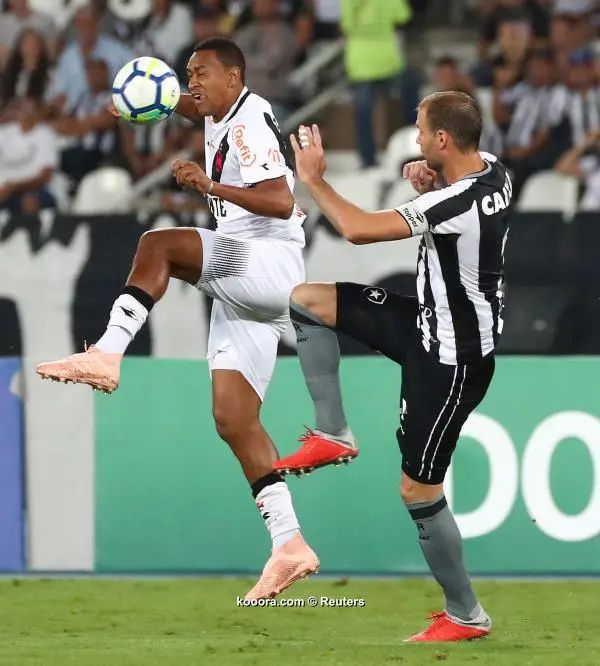 ?i=reuters%2f2018-10-10%2f2018-10-10t000523z_1692233501_rc1de2ca1ca0_rtrmadp_3_soccer-brazil-bot-vag_reuters