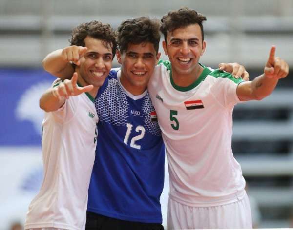 لاعبو العراق