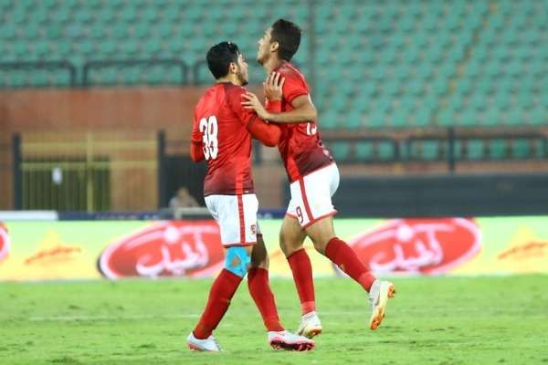 فرحة لاعبي الأهلي بالفوز