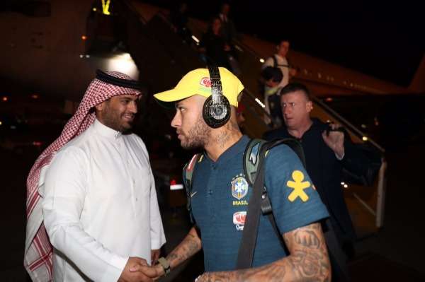 نيمار ضمن بعثة المنتخب البرازيلي