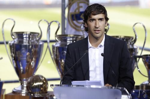 2010-07-26t141952z_01_jmg12_rtridsp_3_soccer-spain-raul_reuters
