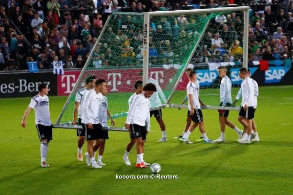 ?i=reuters%2f2018-10-09%2f2018-10-09t163825z_796608834_rc142c589c80_rtrmadp_3_soccer-uefa-nations-nld-ger-preview_reuters