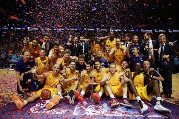 ?i=ali.18%2f2015%2f10%2f3%2f12083673_1503634869963169_385054525_n