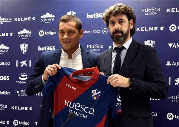 جانب من التقديم