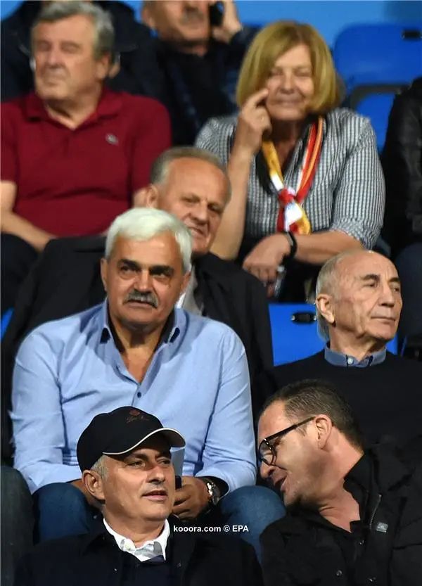 ?i=epa%2fsoccer%2f2018-10%2f2018-10-11%2f2018-10-11-07087032_epa