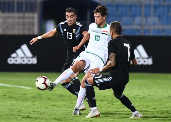 من مباراة العراق والأرجنتين