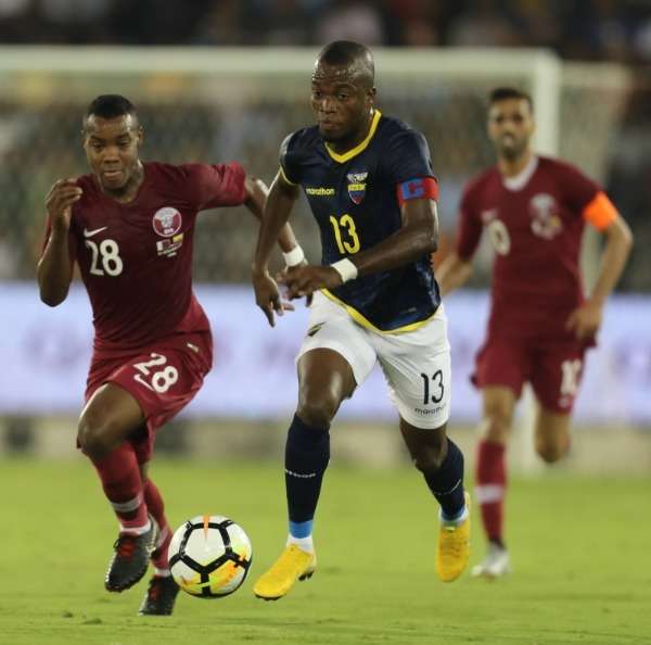جانب من مباراة قطر والأكوادور
