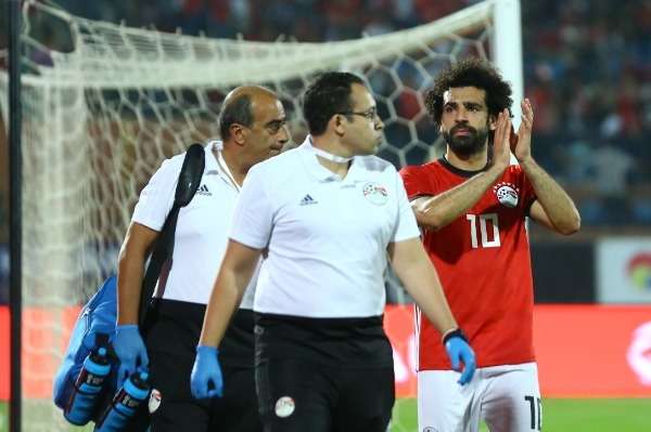 محمد صلاح عقب الإصابة