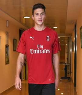 ماتيا كالدارا