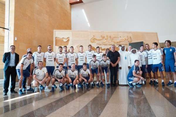 من جولة لاعبي الأرجنتين