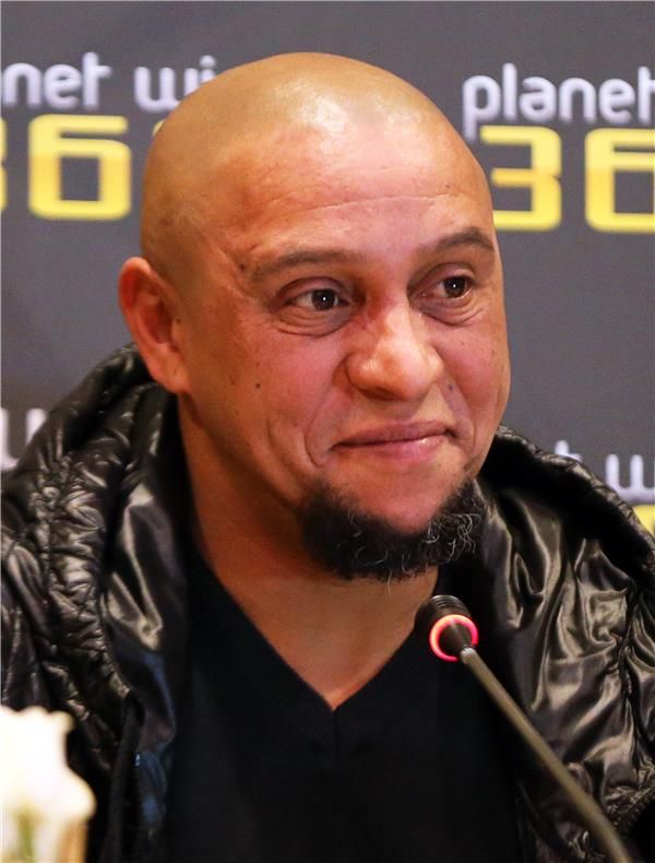 روبرتو كارلوس