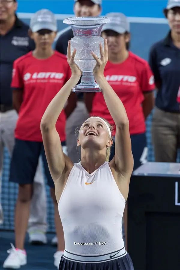 ?i=epa%2ftennis%2f2018-10%2f2018-10-14-07092351_epa