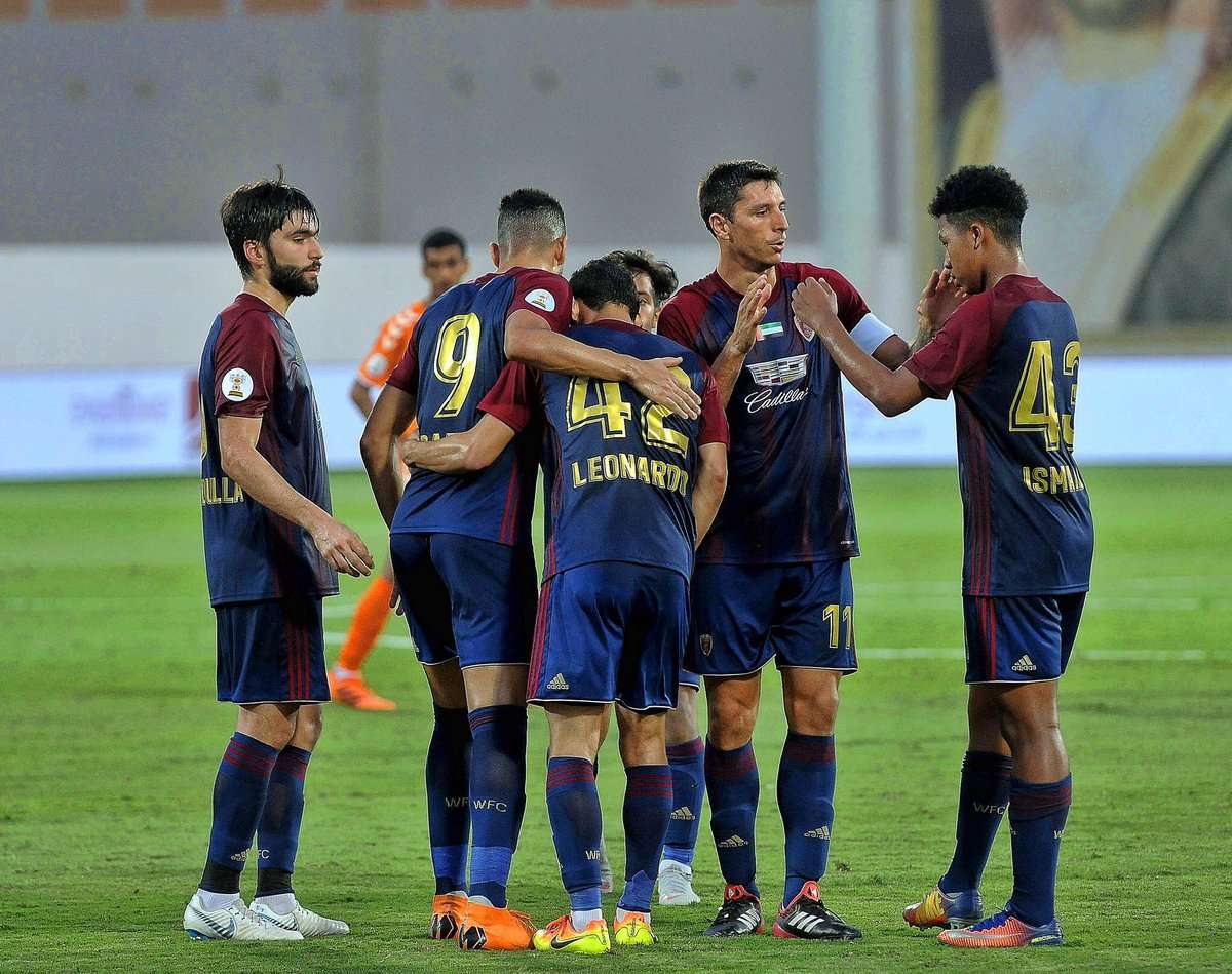 لاعبو الوحدة